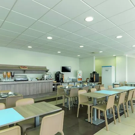 Appart hôtel Appart'city Paris 3*